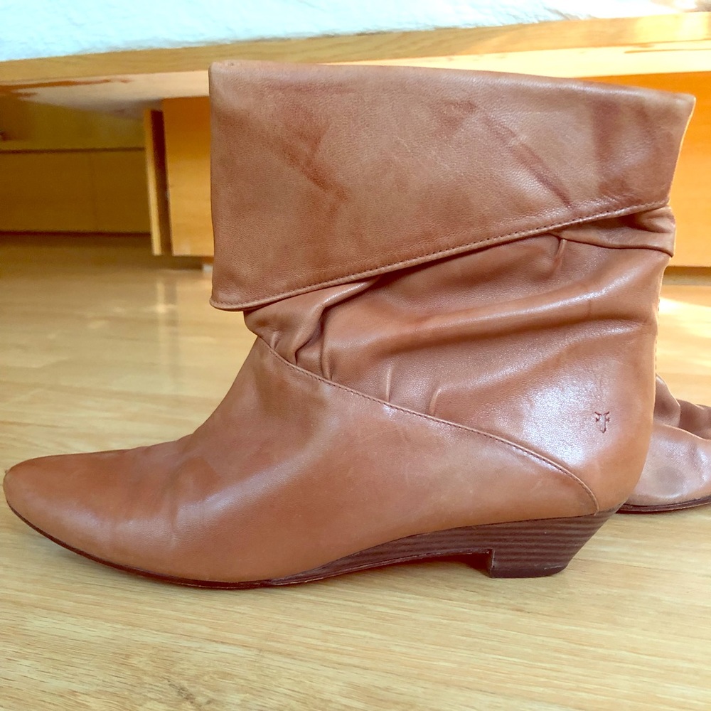 Frye short boot in tan/caramel